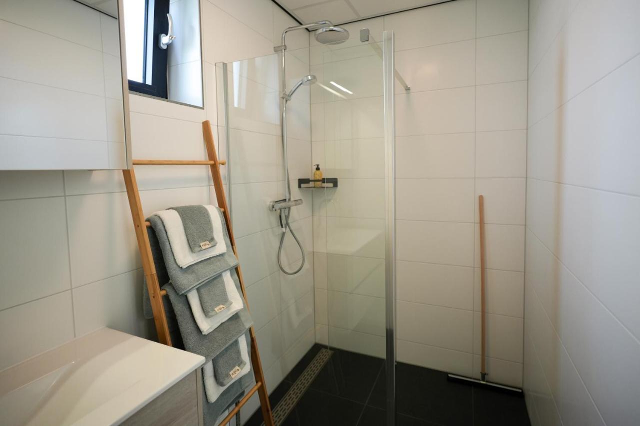 4 To 6 Persons Waterfront Villa Roelofarendsveen 外观 照片