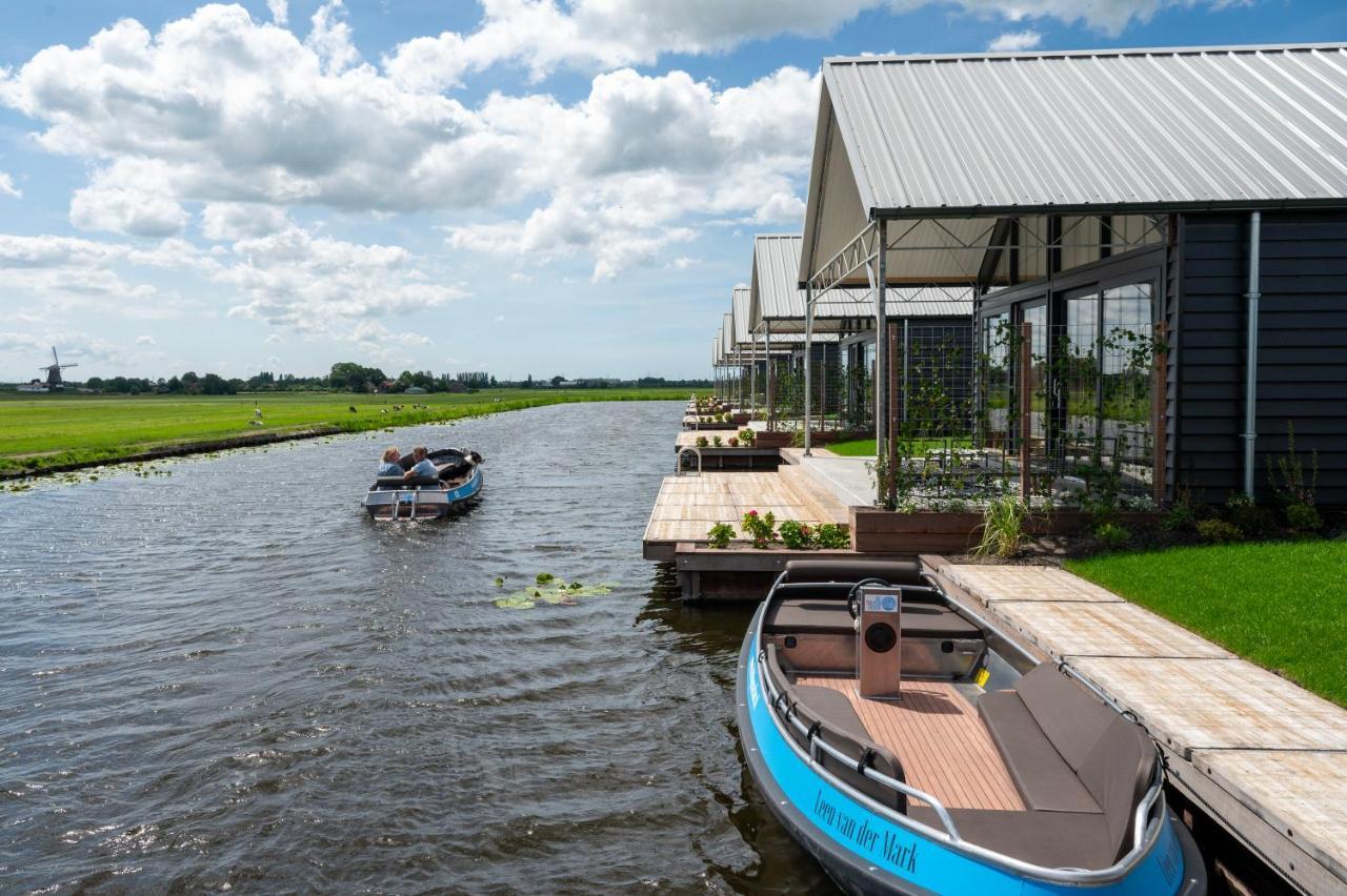 4 To 6 Persons Waterfront Villa Roelofarendsveen 外观 照片