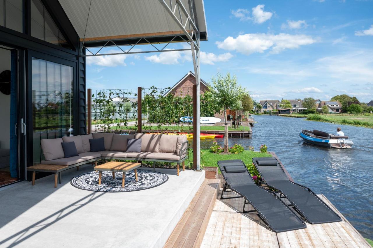 4 To 6 Persons Waterfront Villa Roelofarendsveen 外观 照片